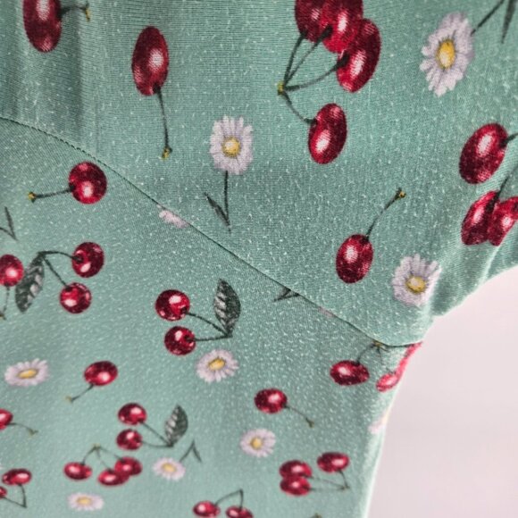 Liquorbrand Daisy Cherry Green Mini Dress Size XL - Picture 3 of 10